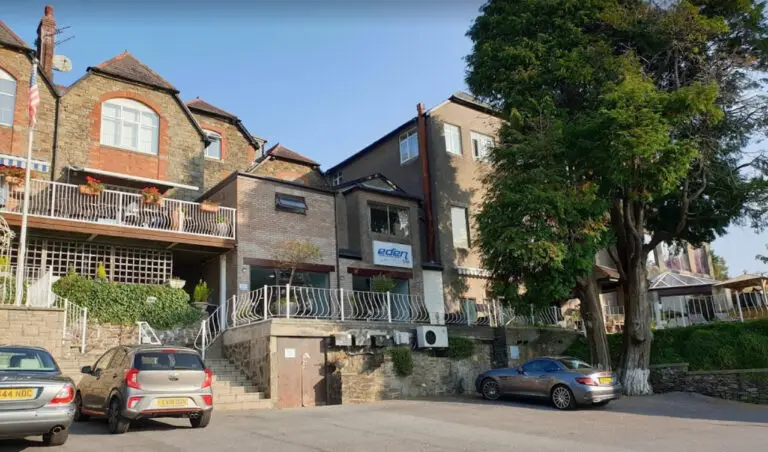 Diplomat Hotel Llanelli